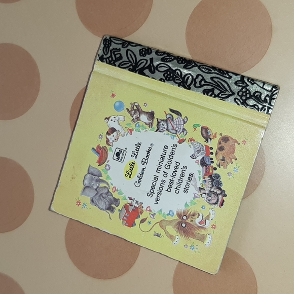 Vintage Little Little Golden Book We Help Mommy Min - Picture 2 of 6